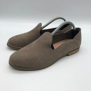 indigo rd.  Heather-T Women's size  6M Shoes Taupe Suede Flats Slip On Loafer